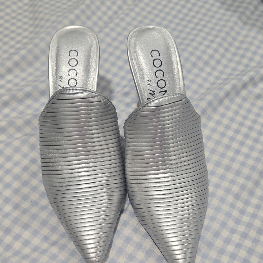 Coconuts by Matisse Metallic Silver Mules